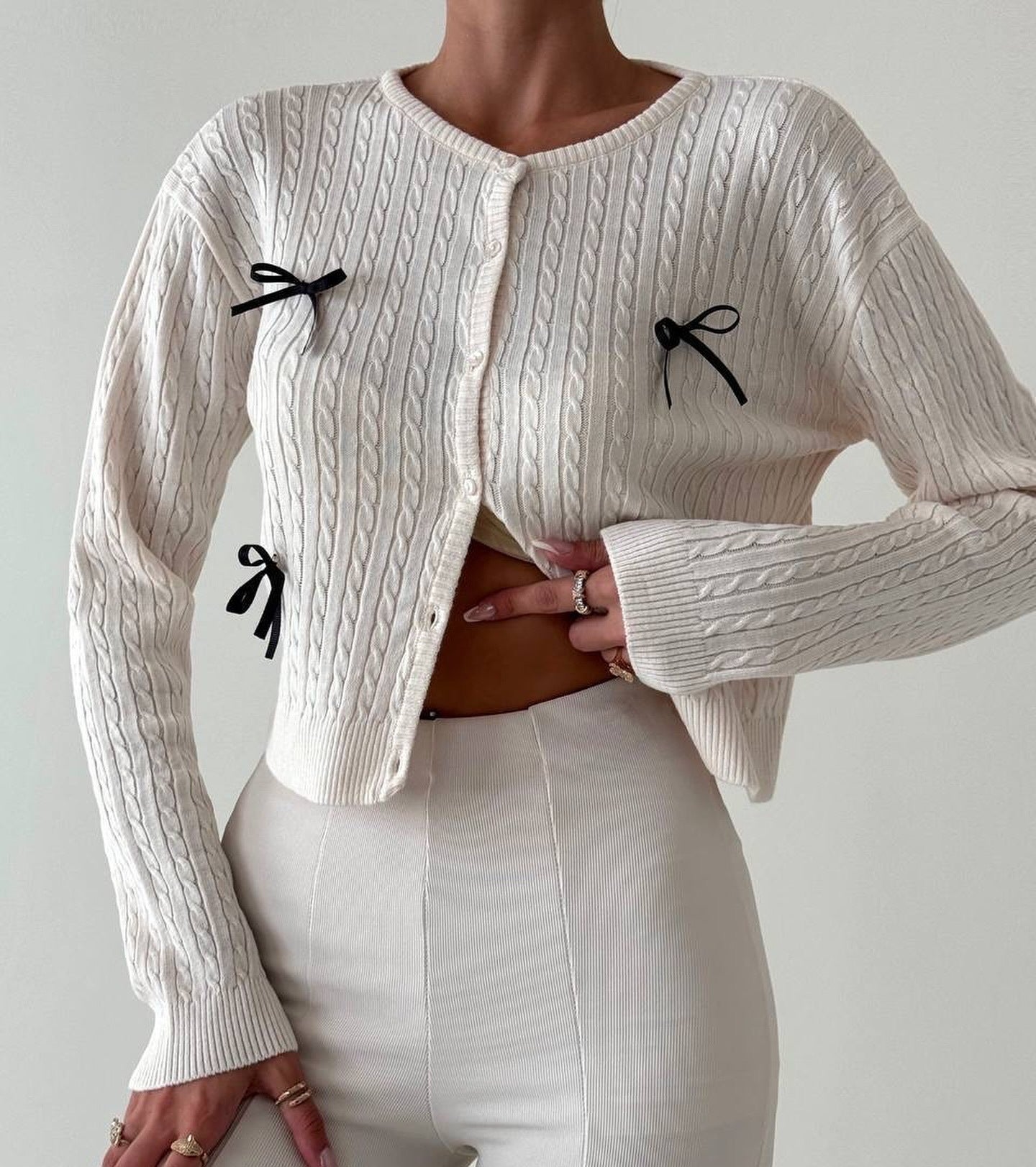 Blouse Linoa Noeud Drapé et Charme Minimal