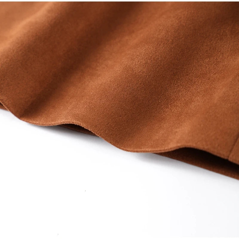 Manteau Rétro à Col Tailleur et Boutons – Charme Intemporel en Marron