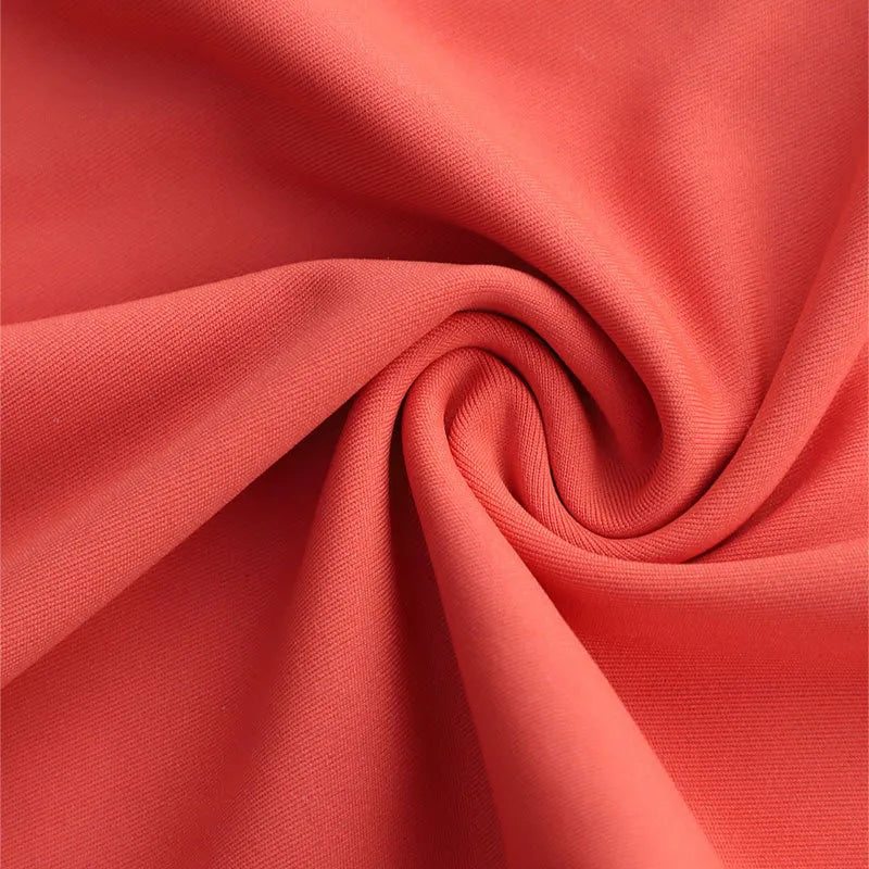 Robe Celestia Coupe Cintrée et Allure Fluide