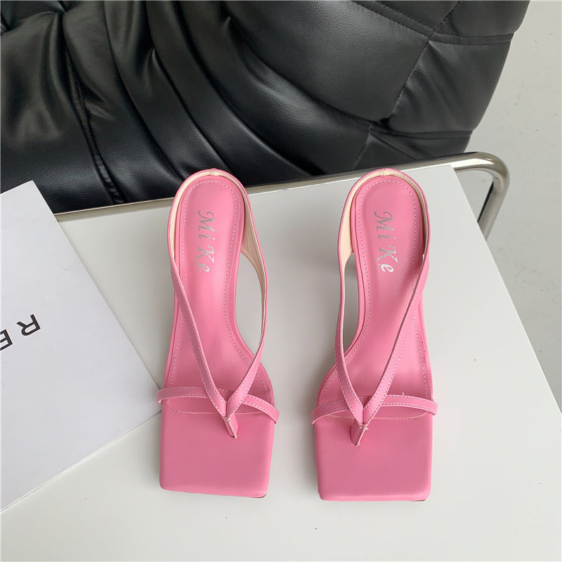 Sandales Naysa Bout Carré Avec Talon Fin Minimaliste
