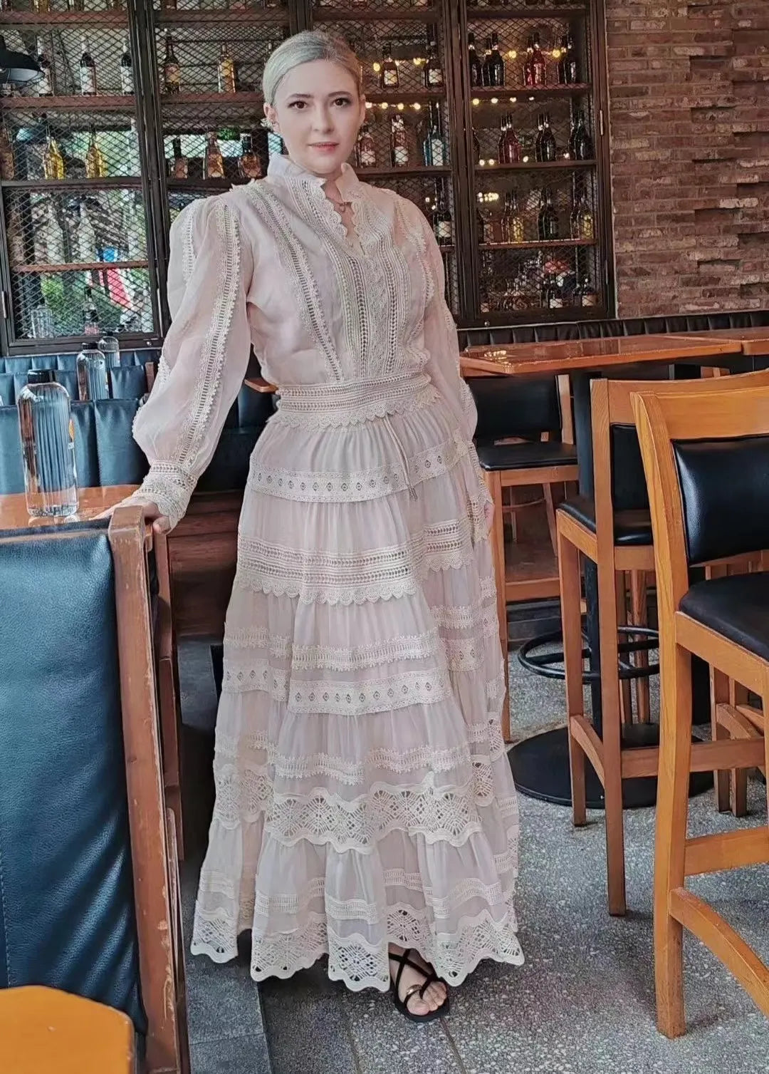 Ensemble Élégance — Haut Dentelle & Jupe Longue | Piedex