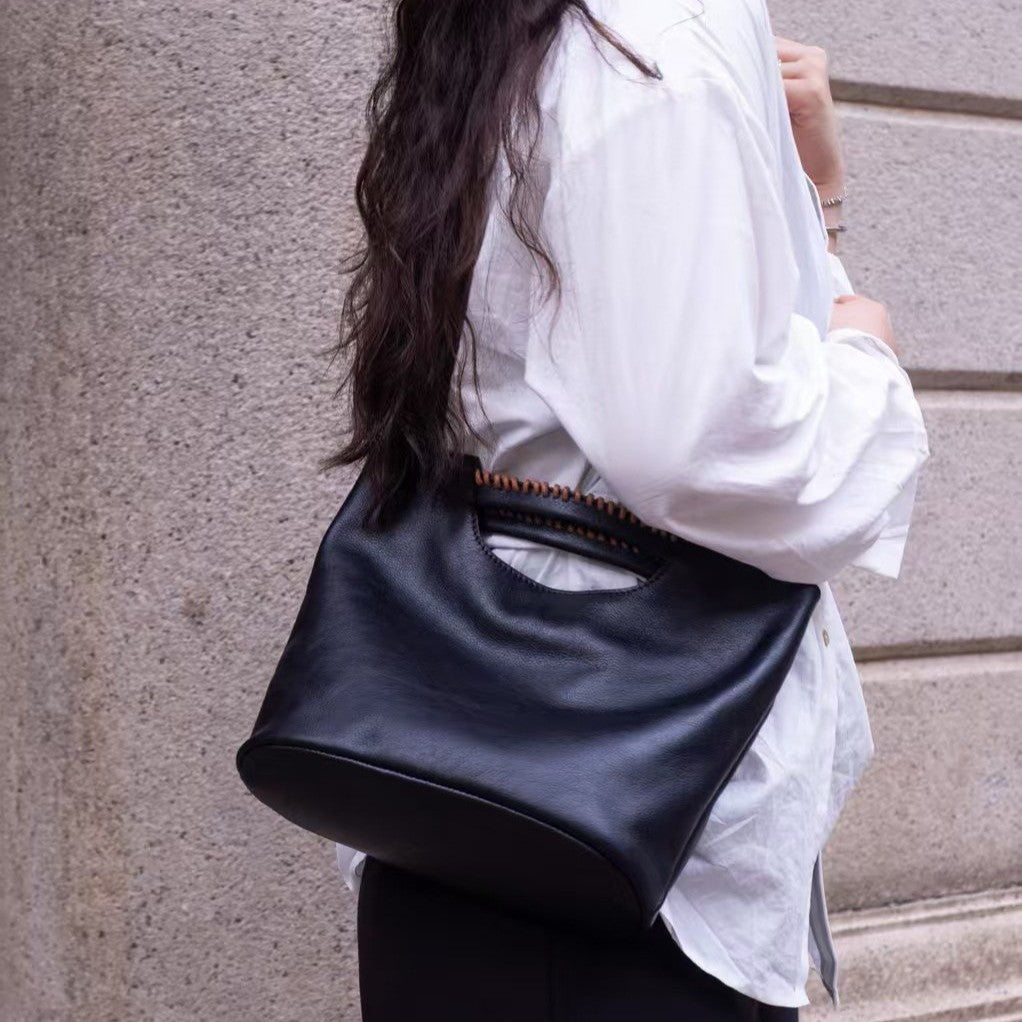 Sac Bandoulière en Cuir Véritable – “Héritage Parisien”