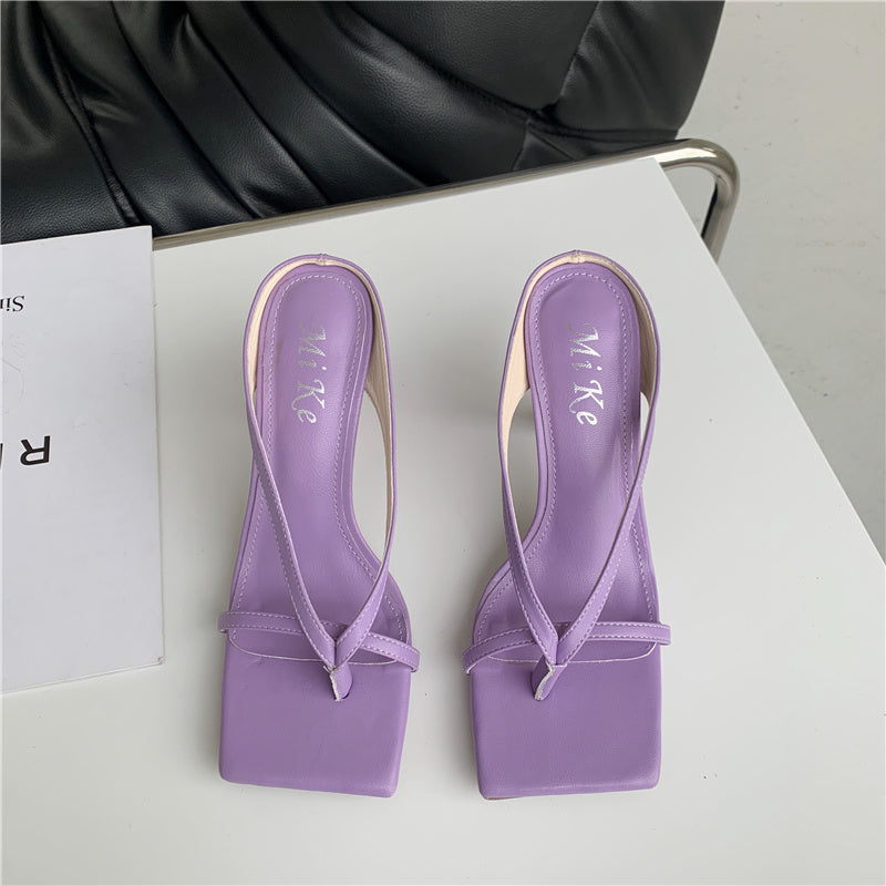 Sandales Naysa Bout Carré Avec Talon Fin Minimaliste