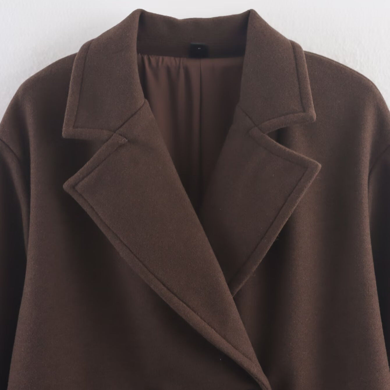 Manteau Long Coupe Large – Édition Parisienne Automne / Hiver